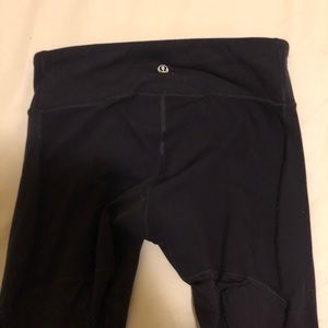 Dark purple lulu-lemons